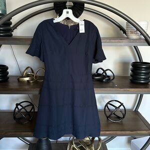 Navy banana republic dress size 4 never used with tag